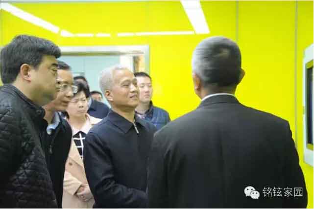 九江市委書記、市長親臨銘鉉集團考察